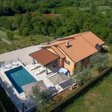 Pendolina With Pool And Grill In Umag וילה *